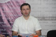 news img